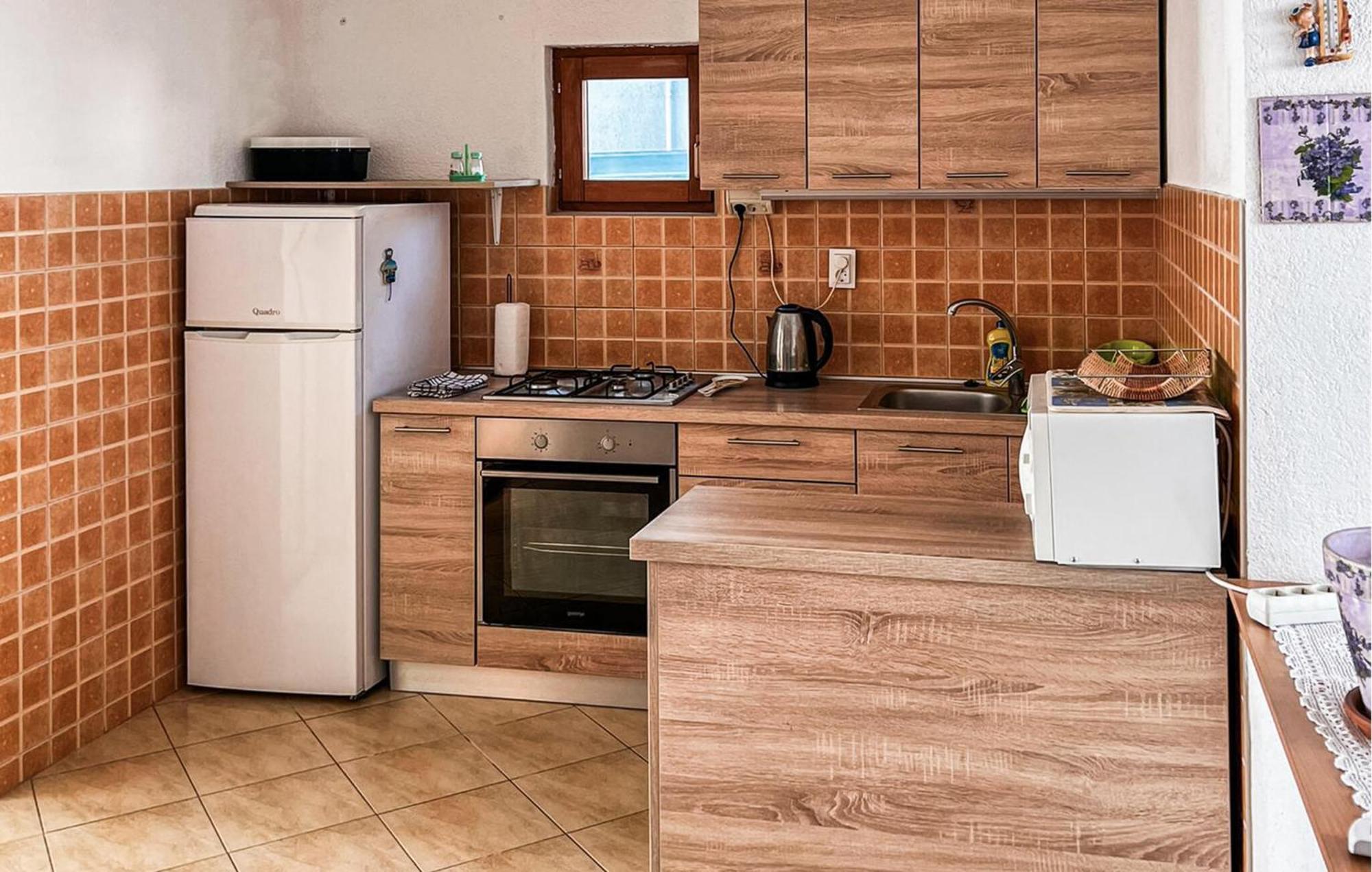 Beautiful Apartment In Vir With Wifi Экстерьер фото